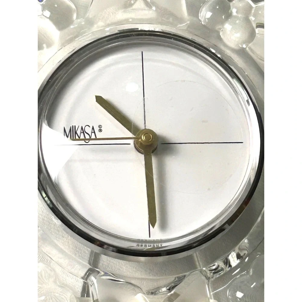 Mikasa‎ Carmen Crystal Floral Desk Clock 6 1/4